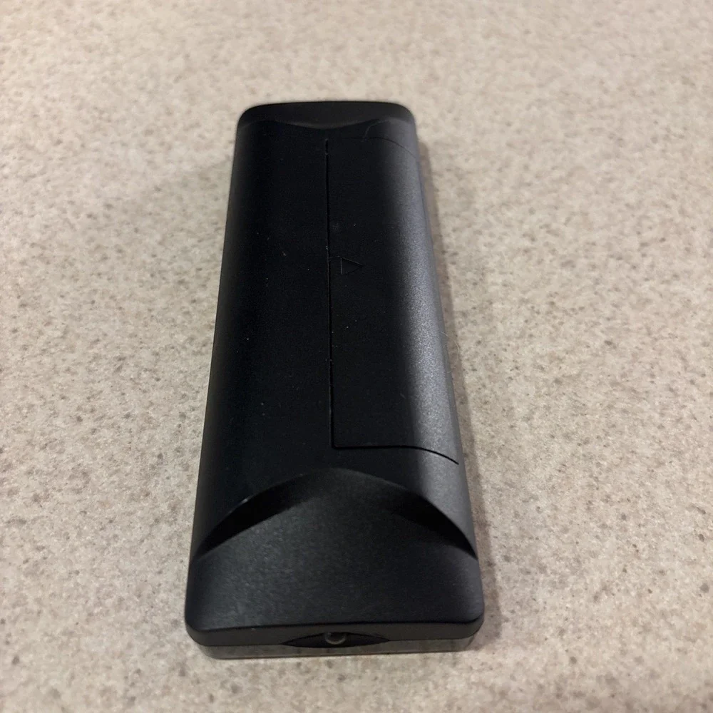 ORIGINAL OEM VIZIO VR17 TV Remote Control (NO KEYBOARD) Working Wireless‎